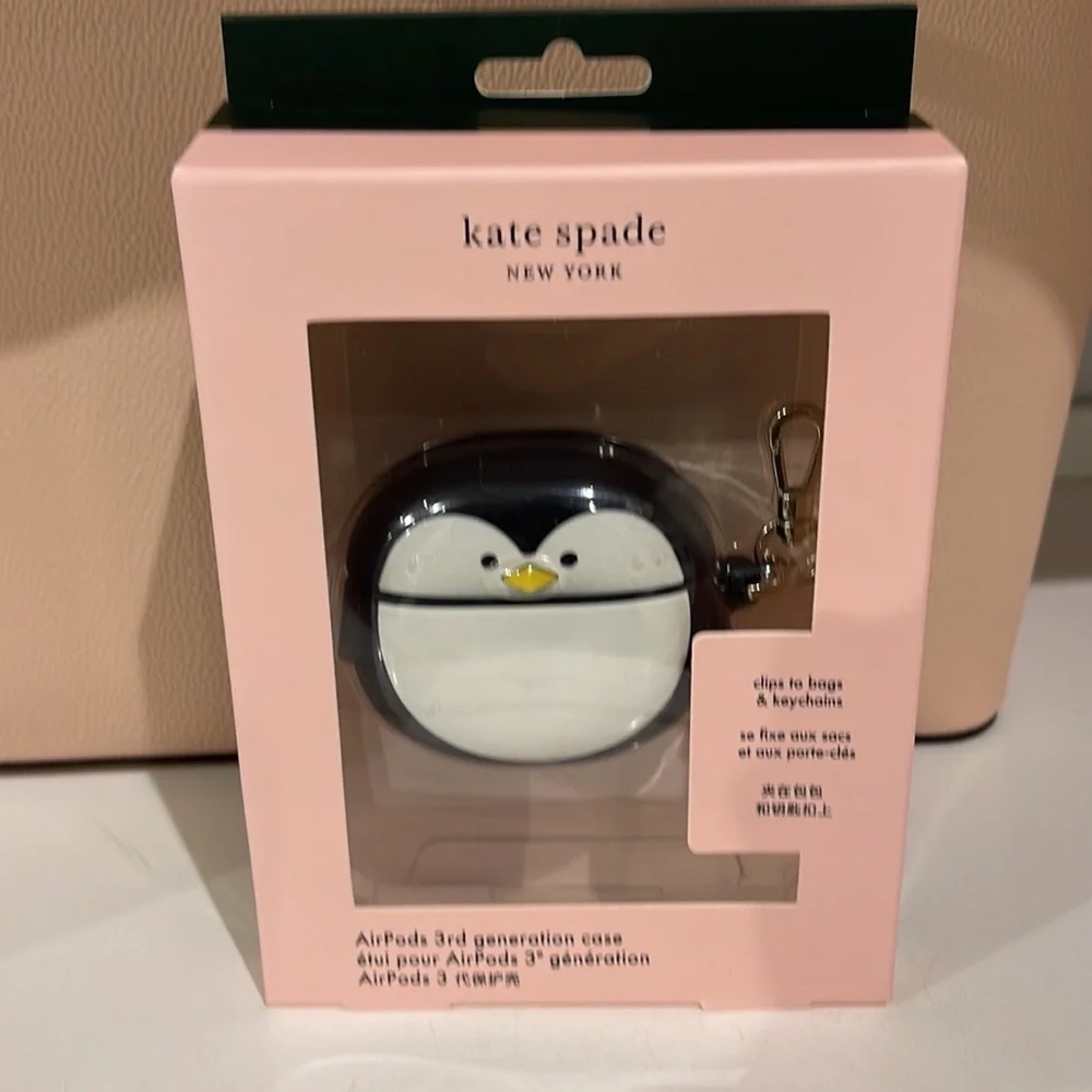 Kate Spade New York Penguin AirPods Silicon Tech Accessorie - Picture 9 of 16